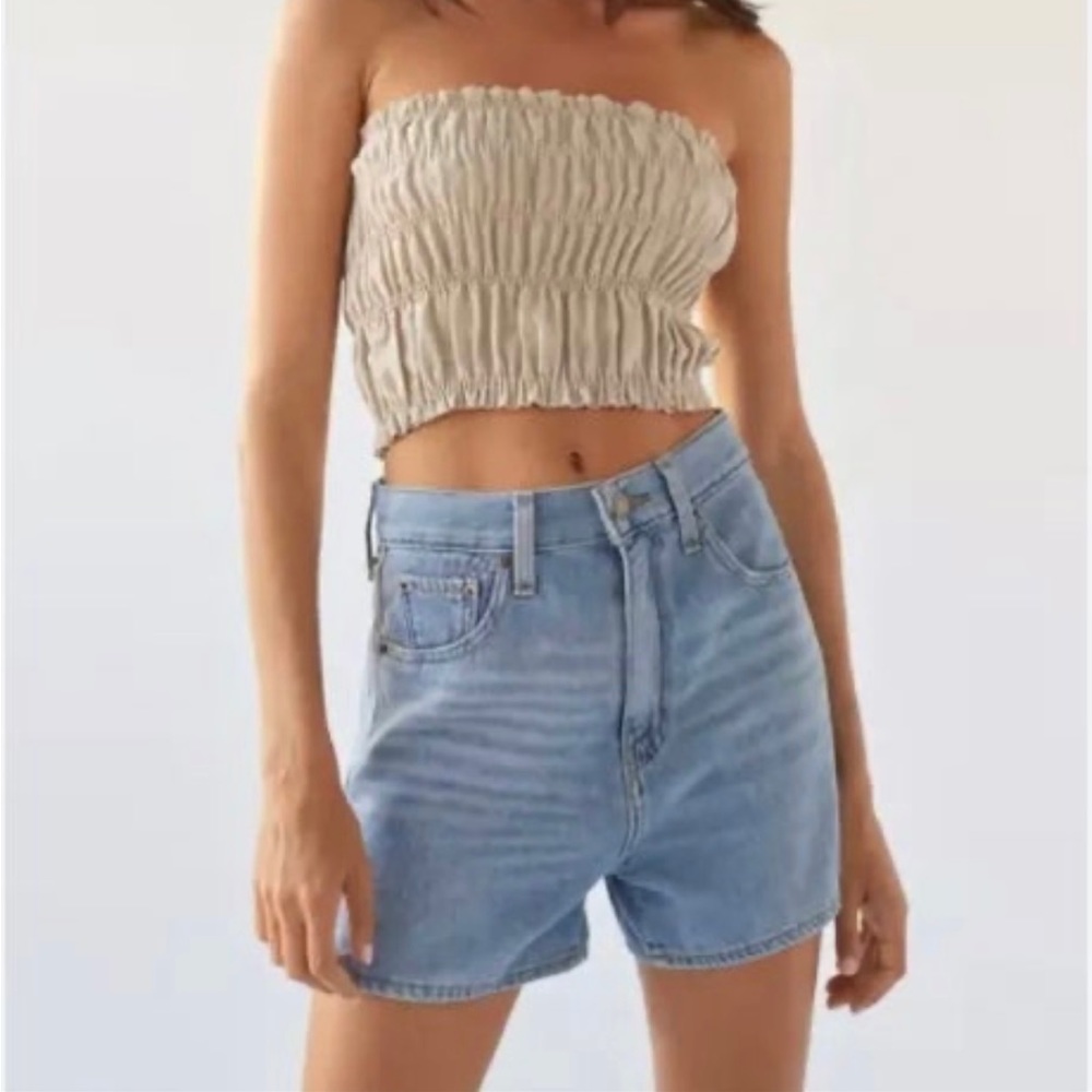 levi’s high loose high waisted shorts